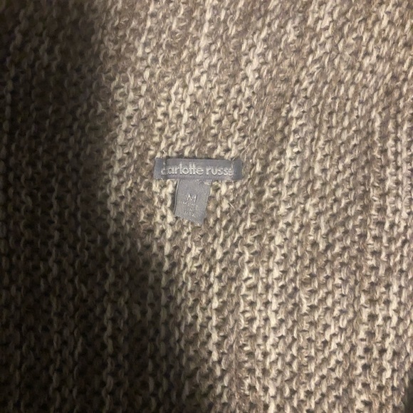 Grey and white sweater - Picture 2 of 2